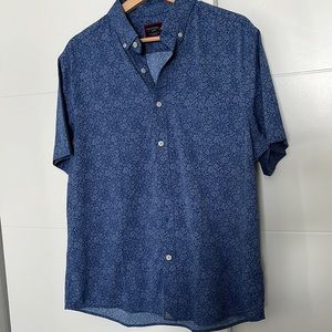 Untuckit Shirt Button up Men’s Medium short sleeve Blue